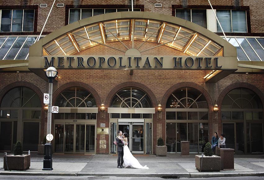 Metropolitan Hotel, Toronto – Anne & Steve → Beautiful Toronto Wedding